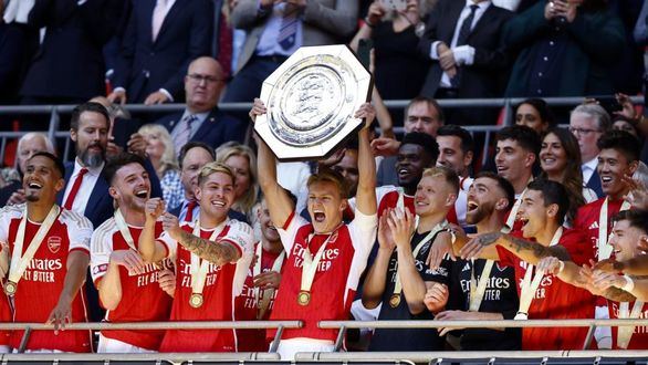 El Arsenal frustra al Manchester City al conquistar la Community Shield en los penaltis