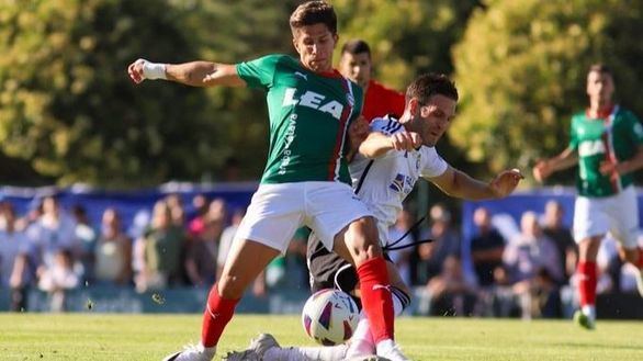 La estremecedora lesión de Giuliano Simeone en el Burgos - Alavés