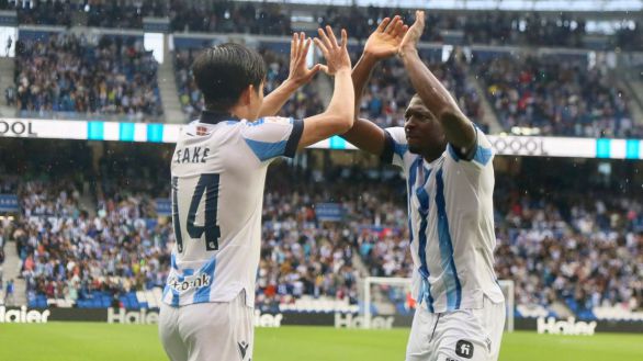 LaLiga. La Real Sociedad, al ritmo de Kubo, se exhibe ante el Granada
