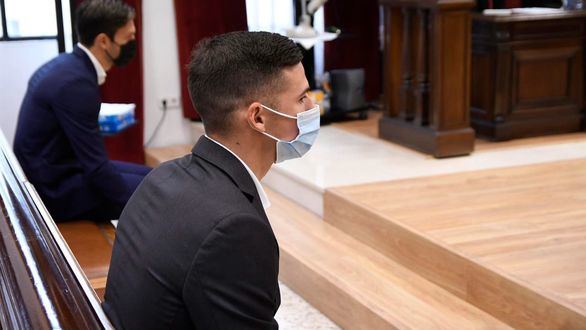 La acusación pide la “inmediata” entrada en prisión de Santi Mina