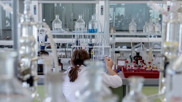 Noche Europea de los Investigadores: carrera de robots, nanonciencia...