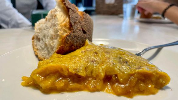 Así se prepara la mejor tortilla de España de 2023