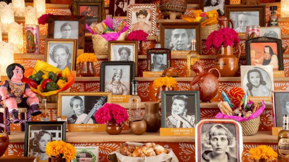 La Casa de México en Madrid inaugura su altar de Muertos