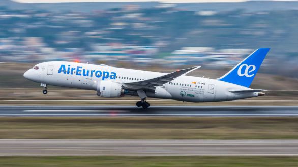 Air Europa detecta un ciberataque y pide a algunos clientes que anulen sus tarjetas
