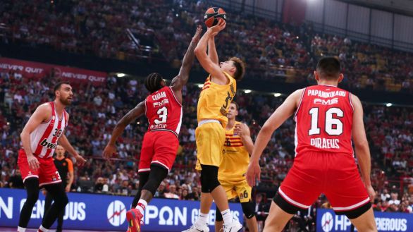 Euroliga. El Barcelona de Grimau toma El Pireo