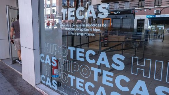 Los seguros siguen siendo el principal gancho para abaratar las hipotecas en España