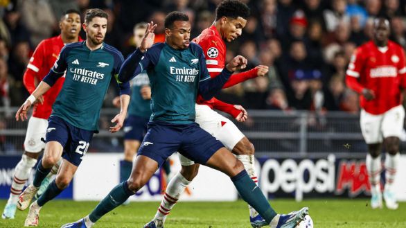 Liga de Campeones. Arsenal y PSV cumplen con el trámite