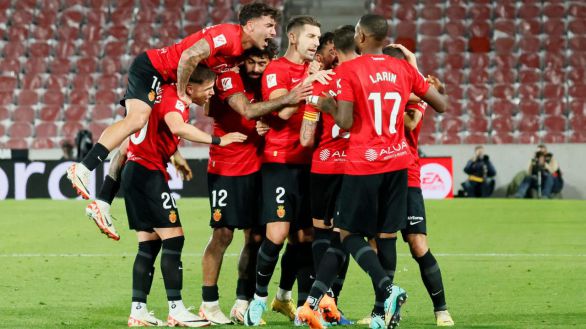 LaLiga. El Mallorca se aleja del descenso con apuros ante Osasuna