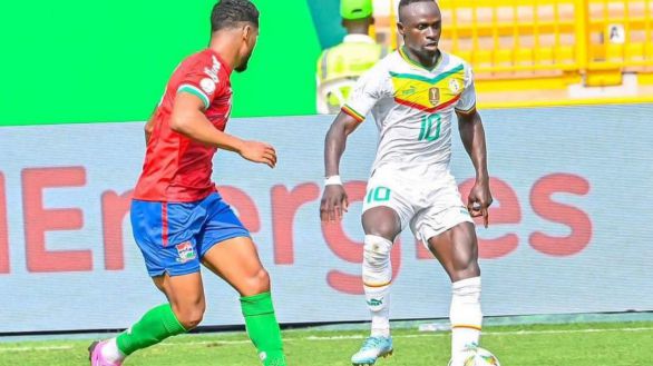 Copa África. Senegal inicia la defensa arrollando a Gambia
