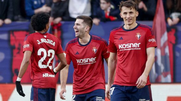 LaLiga. El golazo de Areso que ha merecido la felicitación de Roberto Carlos