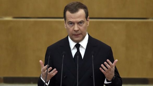 El número dos de Putin llama a apoyar a la oposición antisistema en Occidente