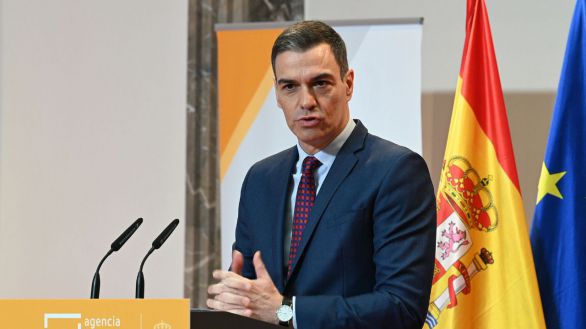 Pedro Sánchez recuerda que son las comunidades autónomas las competentes en el abastecimiento de agua