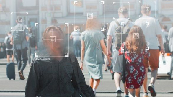 La Eurocámara encarrila la primera ley de inteligencia artificial del mundo