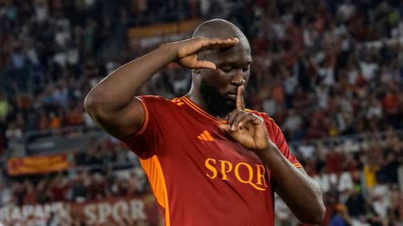 Ndicka se desploma y los jugadores de Roma y Udinese obligan a suspender el partido