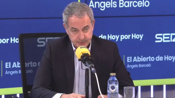 Zapatero pide apoyar a Sánchez: "No nos podemos quedar quietos"