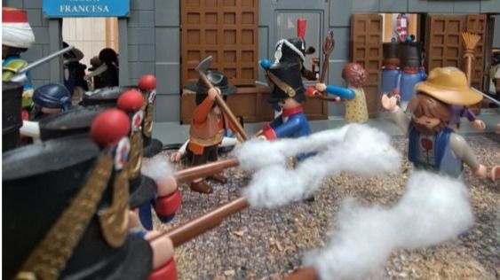 El Museo de Historia recrea el levantamiento del 2 de mayo con figuras de Playmobil