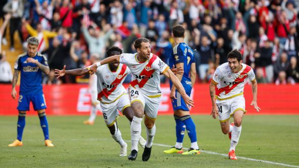 LaLiga. El Rayo da un paso de gigante hacia la permanencia