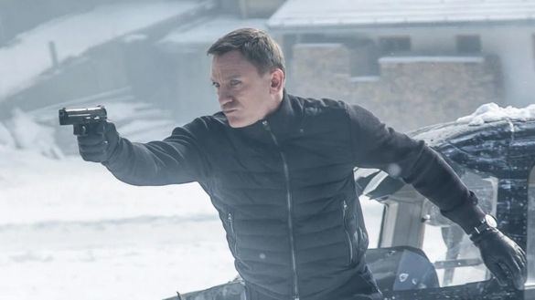 Spectre gana a Supervivientes