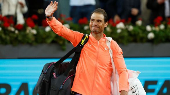 Roland Garros. El rey ya está en París: multitudinaria acogida a Rafa Nadal