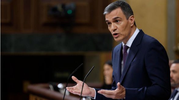 Sánchez elude explicar los negocios de su mujer y lo atribuye a 