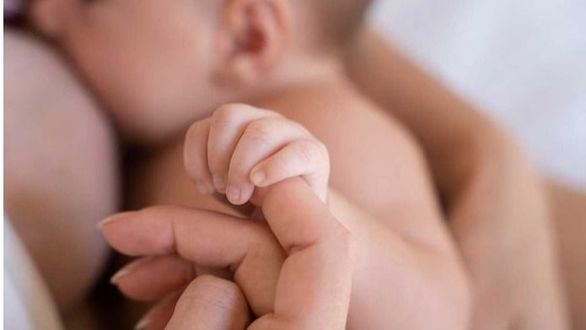 Mueren tres bebés en Italia por tosferina y aumentan un 800% las hospitalizaciones