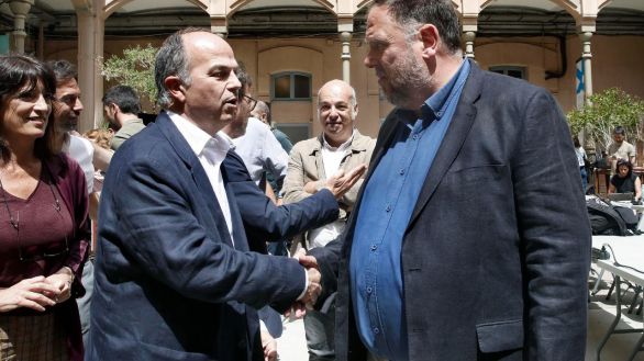 ERC y Junts, obligados a entenderse para impedir que el PSC presida el Parlament