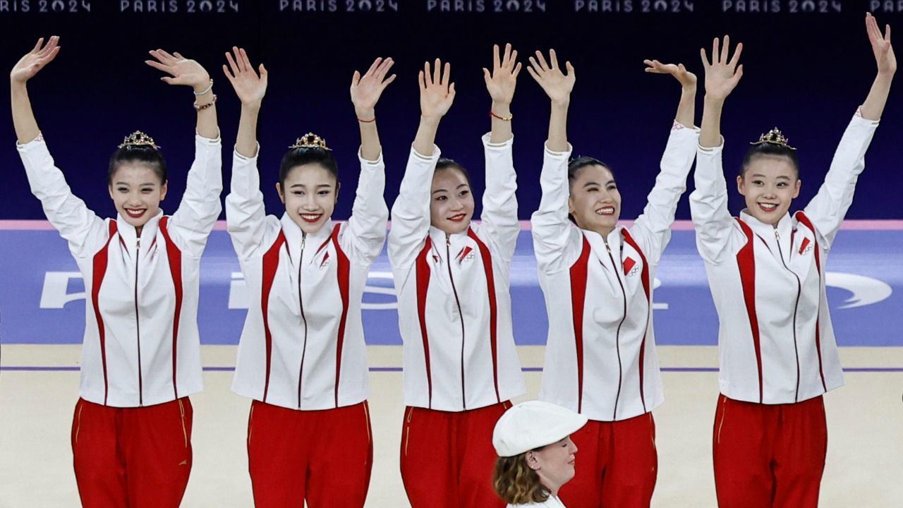 China, campeona olímpica de gimnasia rítmica por primera vez
