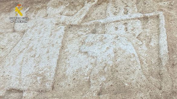 Recuperado un friso paleocristiano expoliado hace más de veinte años en Gilena