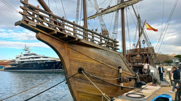 Una réplica de la nao Trinidad del siglo XVI hace escala en Tarragona
