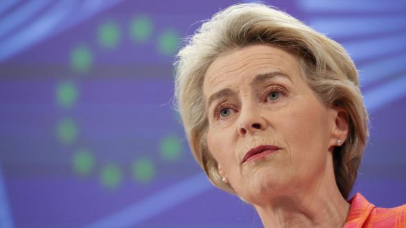 La UE acuerda prolongar las sanciones a magnates y entidades rusas