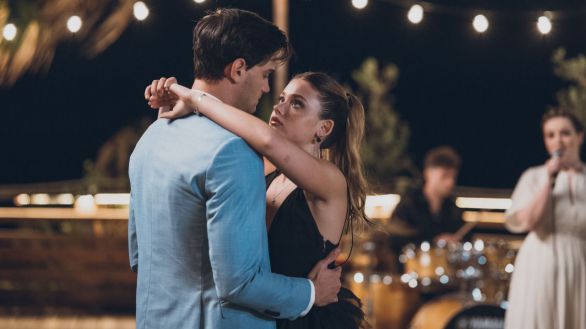 La española Culpa tuya, la película no inglesa más vista de la historia de Prime Video