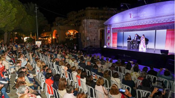 La Carroza del Real y los jóvenes artistas de Crescendo en el corazón del Tour del talento