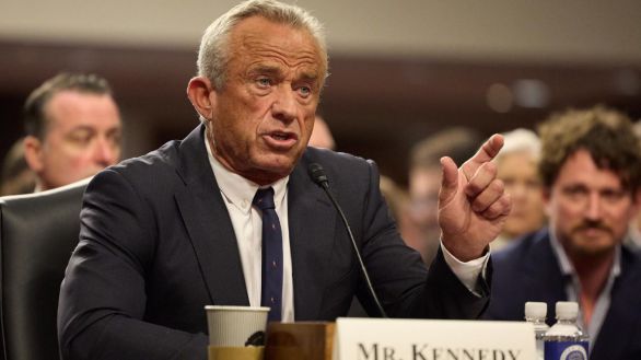 El Senado de EEUU confirma a Robert F. Kennedy Jr. como secretario de Salud