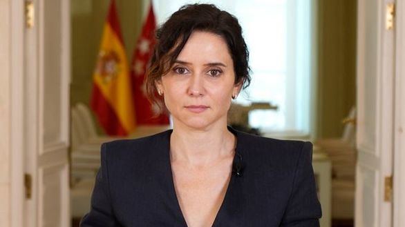 Ayuso recuerda la valentía de los españoles frente al covid-19 en el quinto aniversario de la pandemia