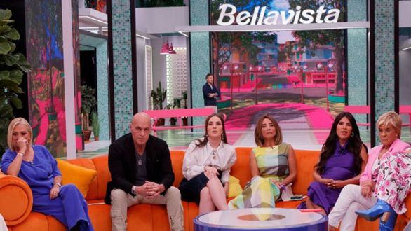 La familia de la tele baja en su segunda tarde