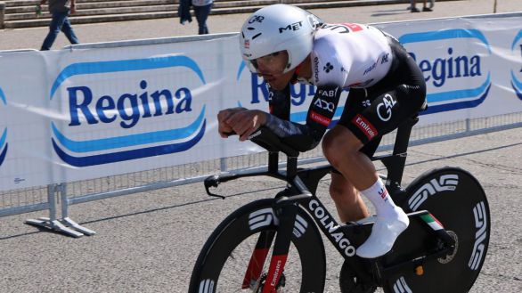 Giro Italia. Exhibición de Tarling en la crono y 