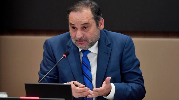 Ábalos niega haber tenido ninguna relación sentimental ni personal con Claudia Montes