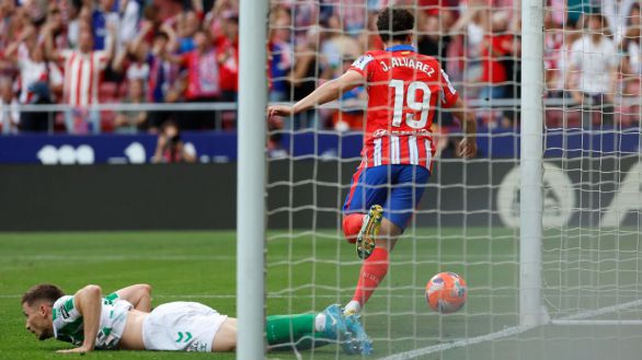 LaLiga. El Atlético de Julián Álvarez deja al Betis sin Champions