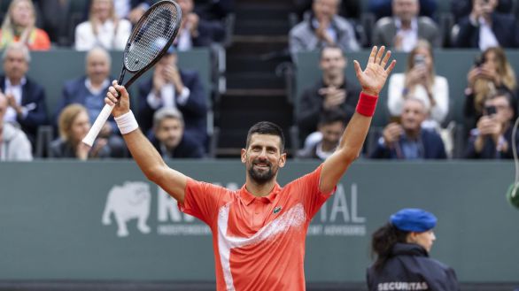 Djokovic vuelve a sonreír en Ginebra antes de Roland Garros