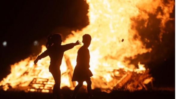 Herido grave un bebé de un mes por el impacto de un petardo en la noche de San Juan en un municipio de Barcelona