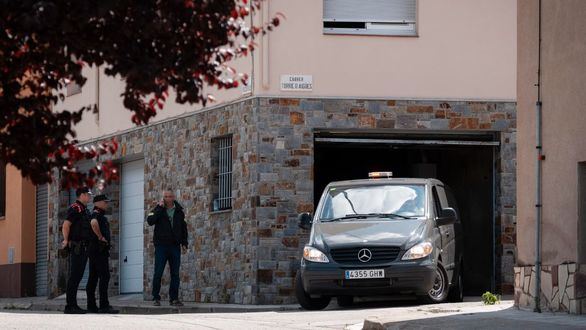 Mata a su hermano en Calldetenes y muere abatido tras atrincherarse y herir a 5 mossos