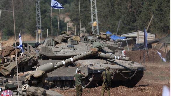 Tanques israelíes atacan la ciudad gazatí de Deir al Balah tras ordenar su evacuación