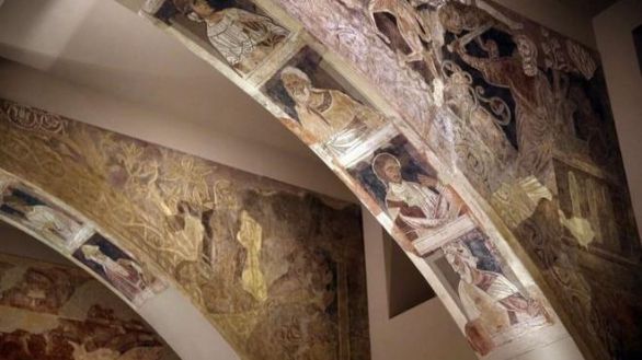 La justicia da al MNAC 56 semanas para devolver los murales de Sijena