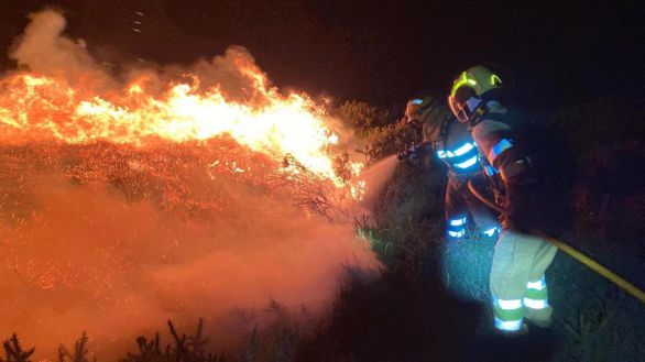 Cantabria arde en noviembre: 53 incendios forestales en 14 días