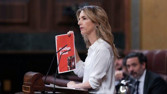 Repaso de Cayetana Álvarez de Toledo a Bolaños en 13 minutos: 
