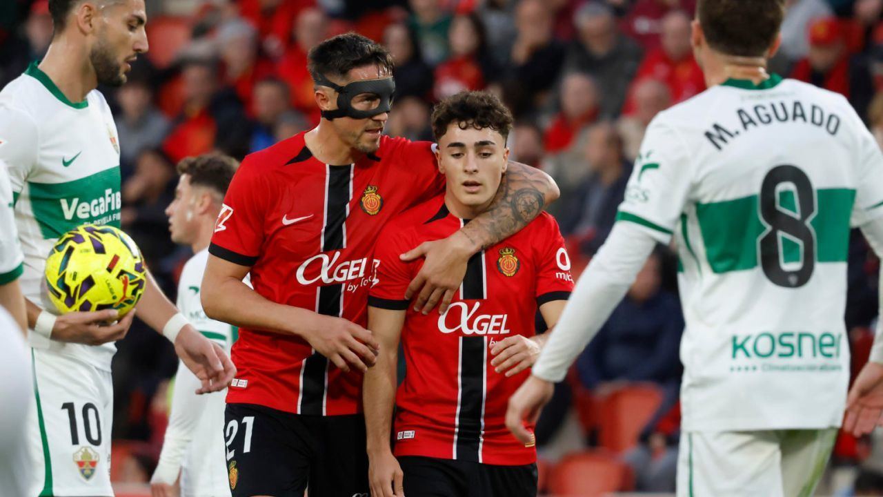 LaLiga. El Mallorca toma aire y congela al Elche
