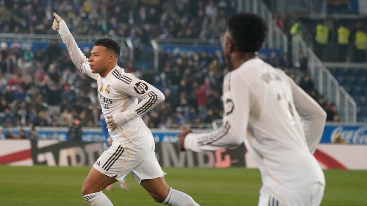 LaLiga. El Real Madrid gana puntos y tiempo en Mendizorroza