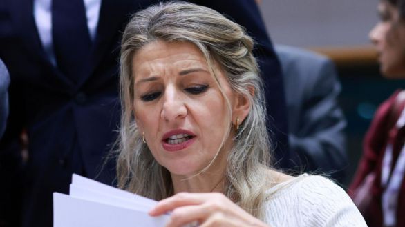 Trabajo, sin la patronal, acuerda con CCOO y UGT ampliar a 10 días los permisos por fallecimiento