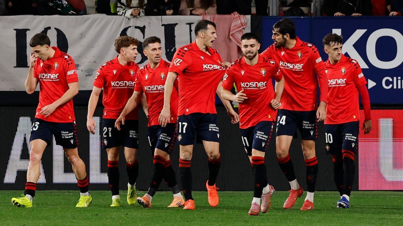 LaLiga. Budimir lidera la goleada de Osasuna ante el Alavés
