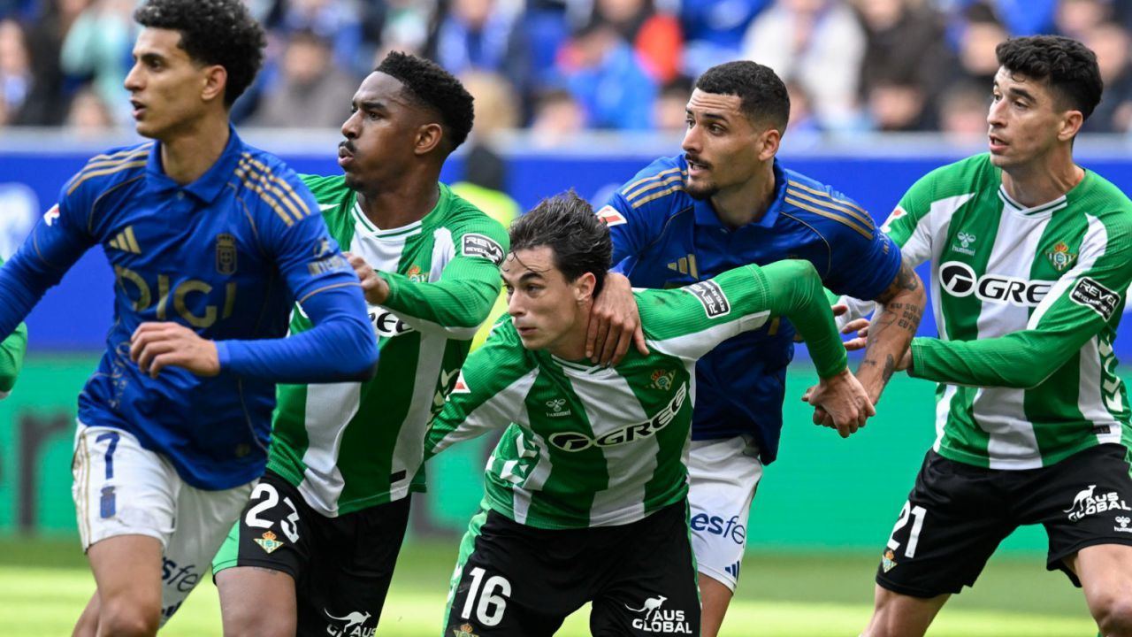 LaLiga. El Betis le arrebata al Oviedo la primera alegría del año